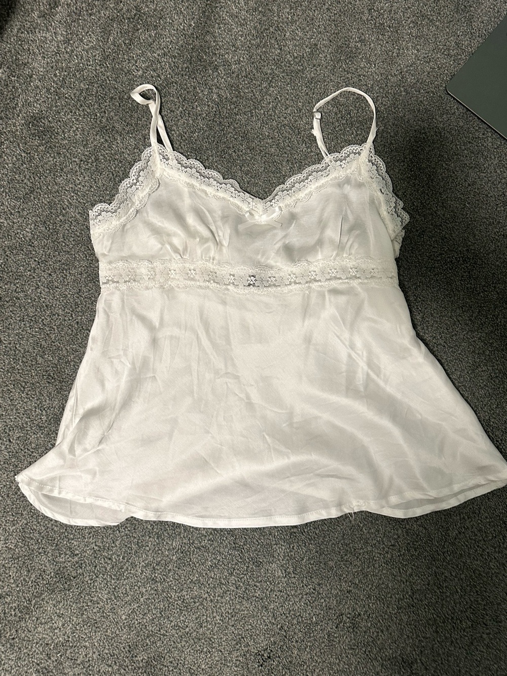 Forever 21 White Lace Trim Camisole